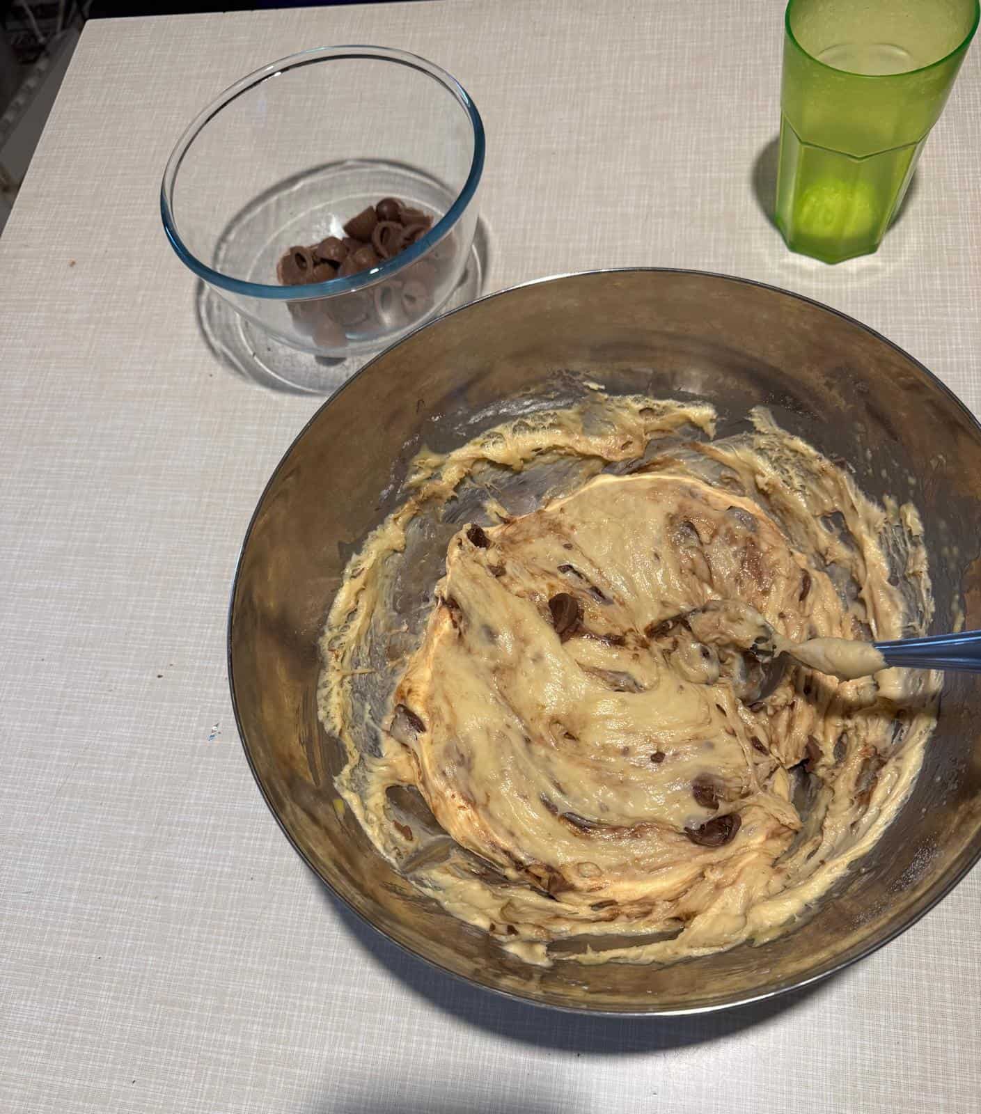 Domaće čokoladne buhtle spremne za posluživanje