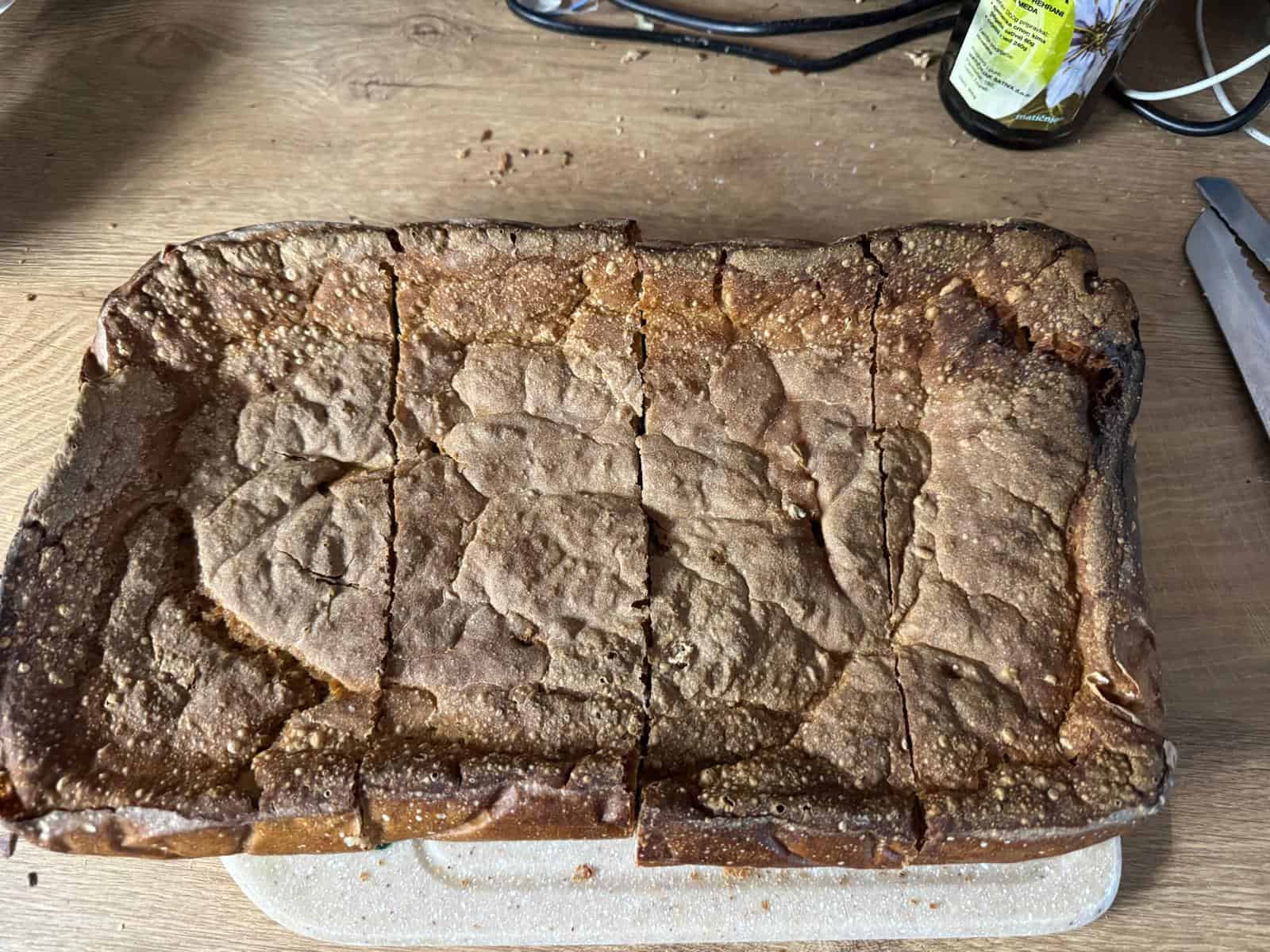 Moj prvi domaći raženo-pšenični kruh