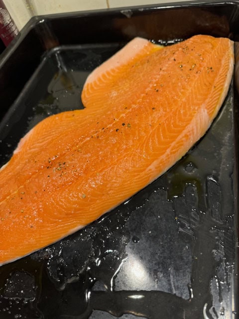 Salmon Fillet Around 1 kg
